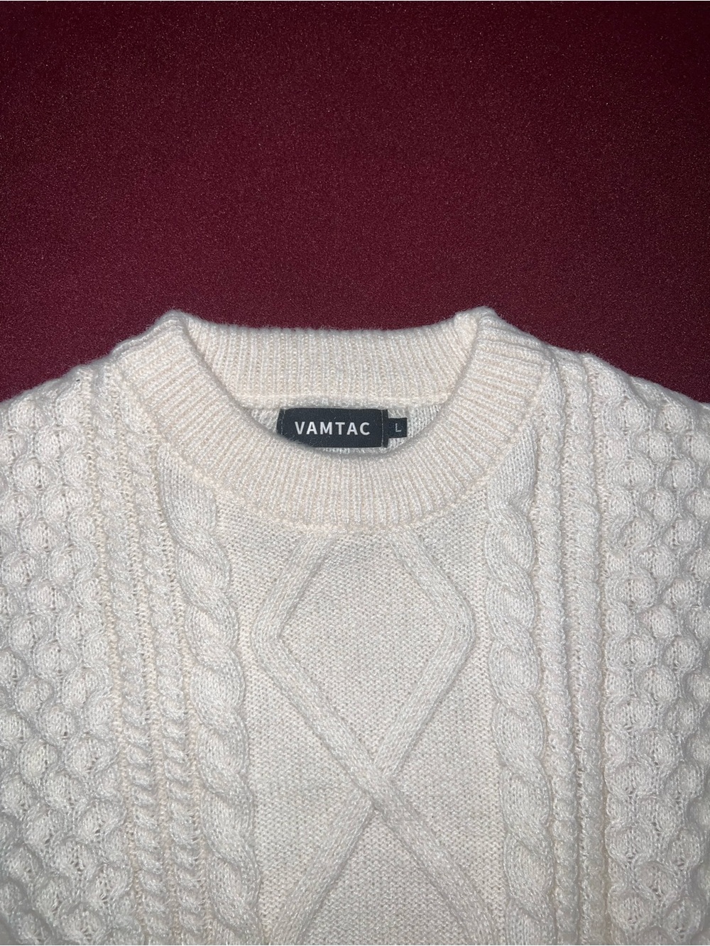 Vamtac Cream Cable Knit Sweater size L